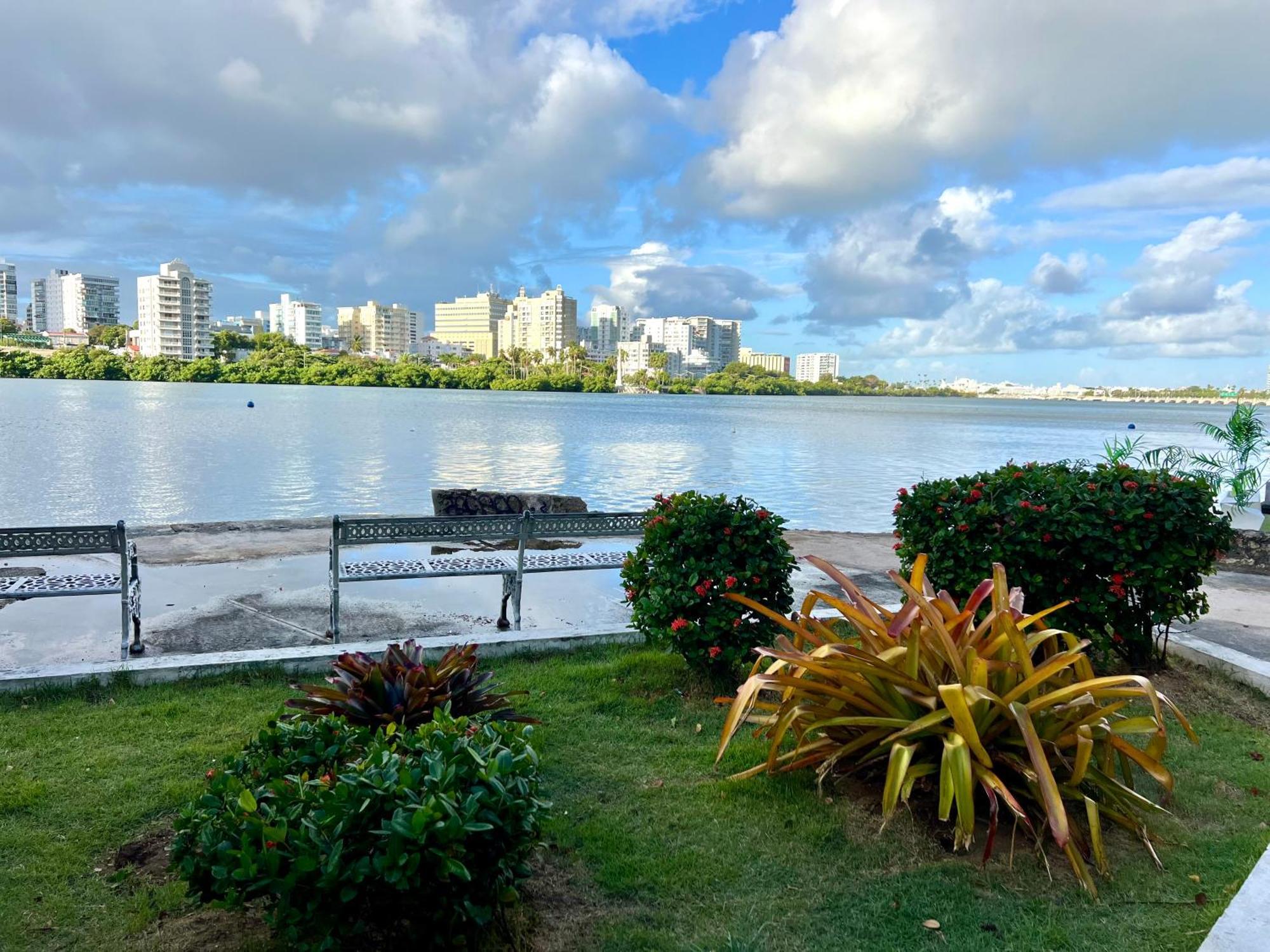 Condado Beachfront Tantra Apartamento *